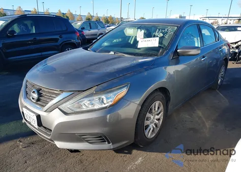 2016 Nissan Altima 2.5/2.5 S/2.5 Sl/2.5 Sr/2.5 Sv z USA, uszkodzony, nr VIN 1N4AL3AP9GN376501